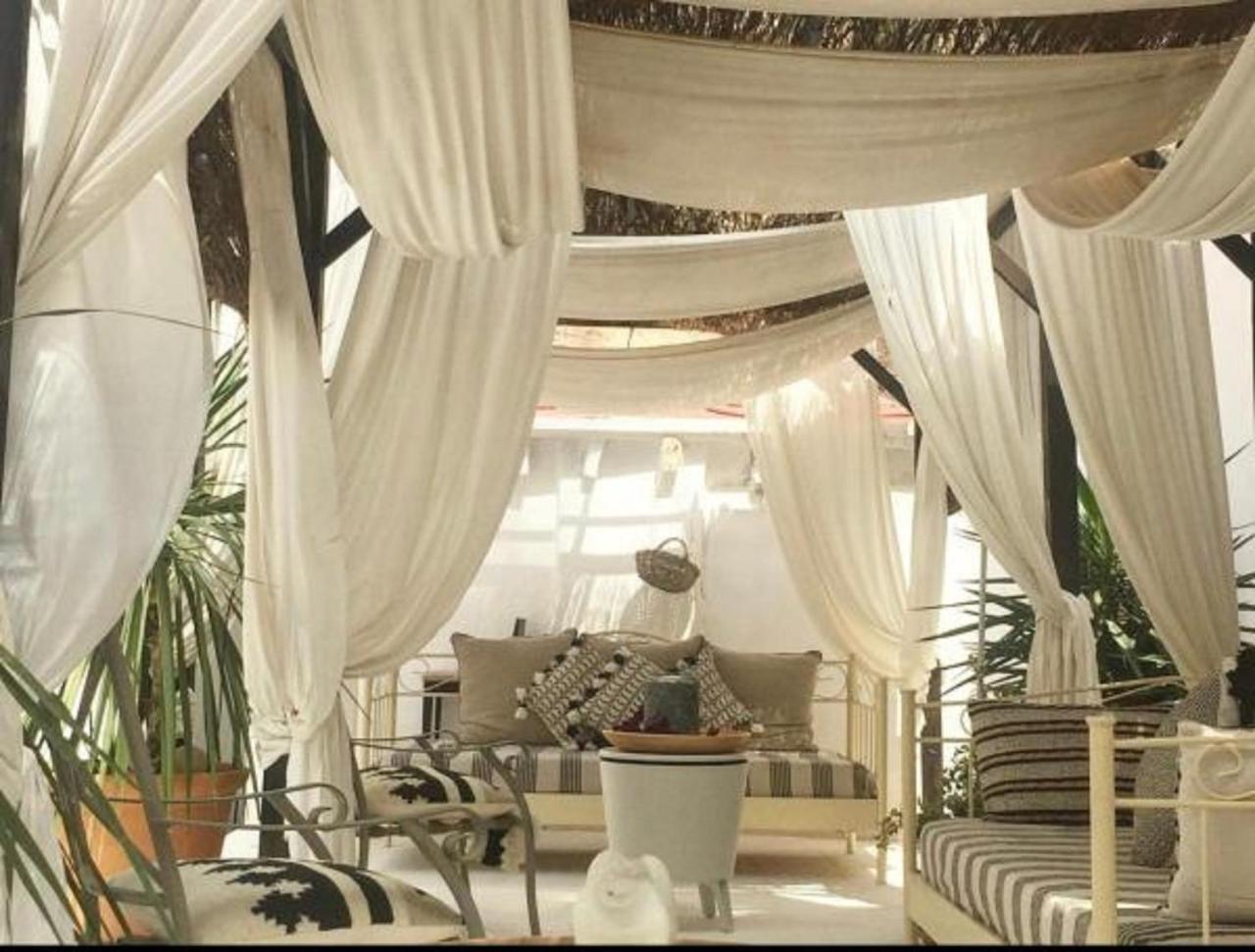 La Dimora Del Casanova B&B Boutique อาลิกันเต ภายนอก รูปภาพ